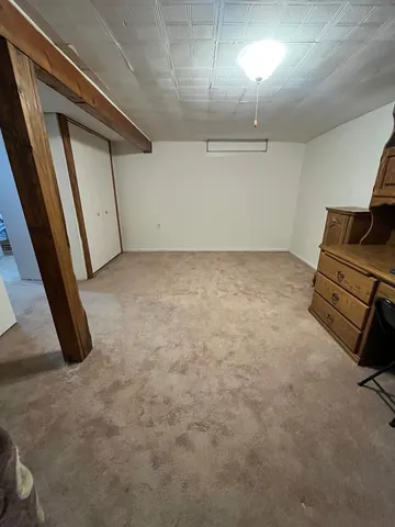 $195,000 | 2104 Falmouth Court, Streamwood, IL 60107