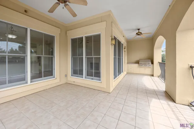 $680,000 | 998 Stanford Avenue, Unit 303, Baton Rouge, LA 70808