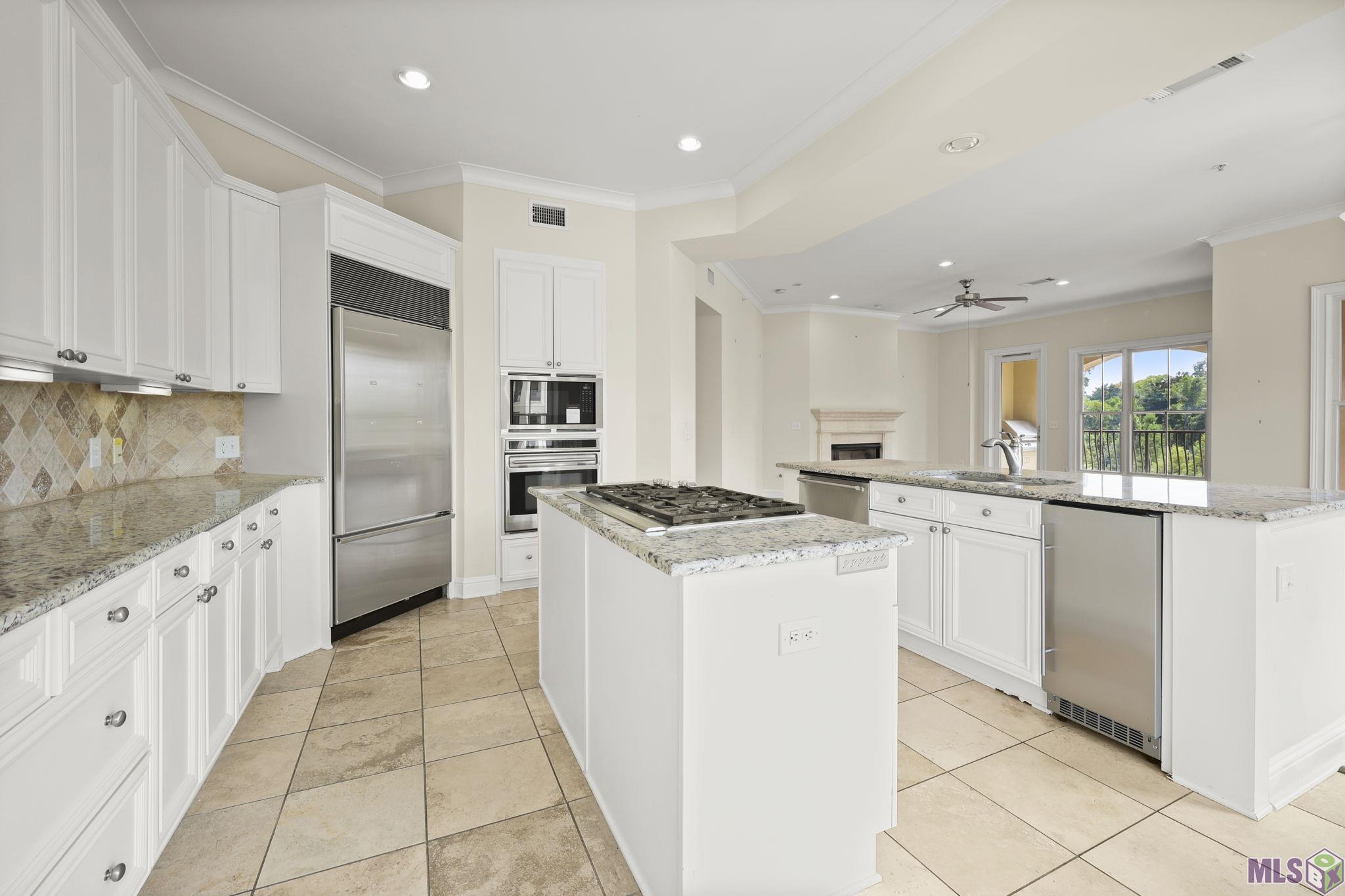 998 Stanford Avenue, Unit 303 Baton Rouge, LA 70808 - Photo 4 of 20