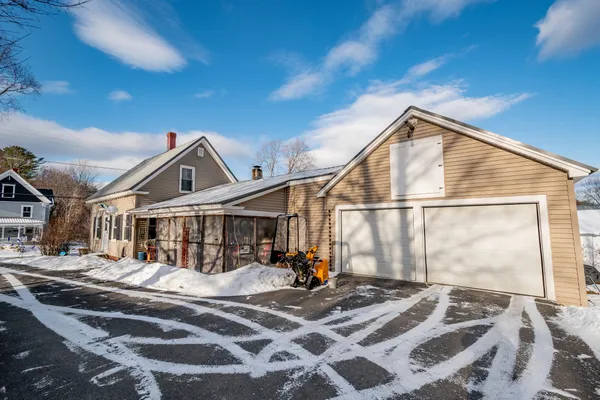 $220,000 | 21 Pleasant Street, Milo, ME 04463