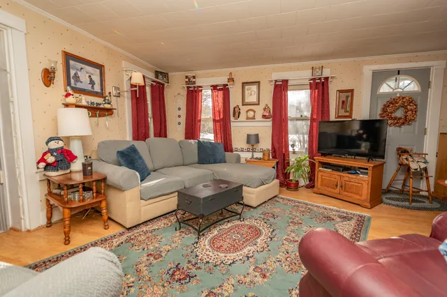 $220,000 | 21 Pleasant Street, Milo, ME 04463