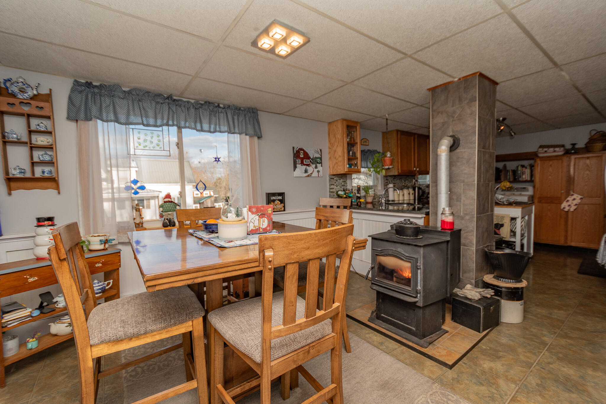 21 Pleasant Street Milo, ME 04463 - Photo 7 of 45 dining room