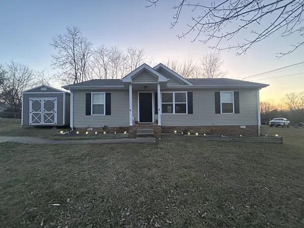 $1,400 | 573 Somerset Lane, Clarksville, TN 37042