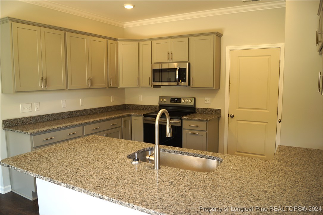 77 Knotts Berry Road Bunnlevel, NC 28323 - Photo 17 of 34