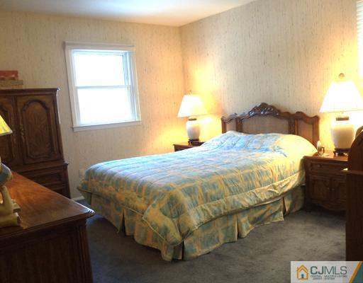 18 Valiant Road East Brunswick, NJ 08816 - Photo 11 of 22 Gallery Image 11