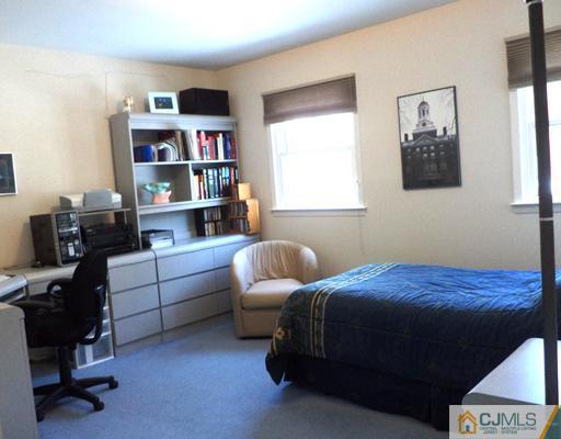 18 Valiant Road East Brunswick, NJ 08816 - Photo 14 of 22 Gallery Image 14