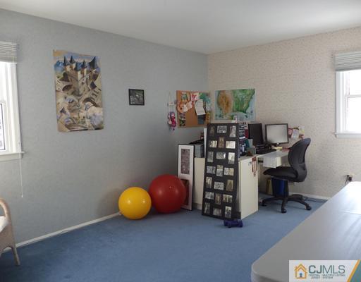18 Valiant Road East Brunswick, NJ 08816 - Photo 16 of 22 Gallery Image 16