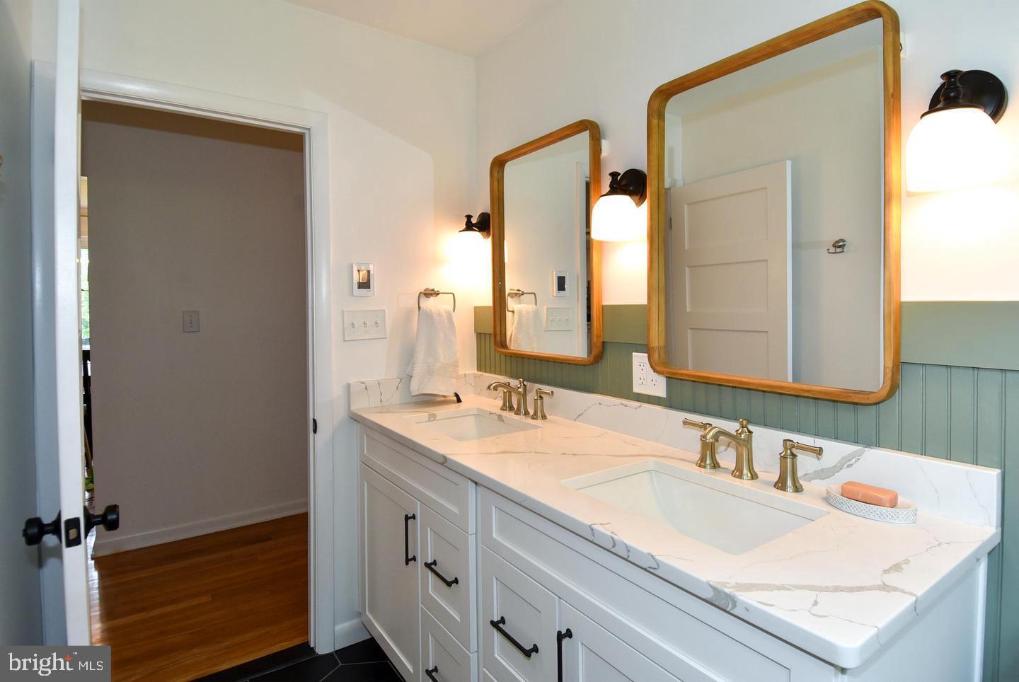 2 Cinnamon Fern Road Round Hill, VA 20141 - Photo 26 of 38 Gallery Image 26