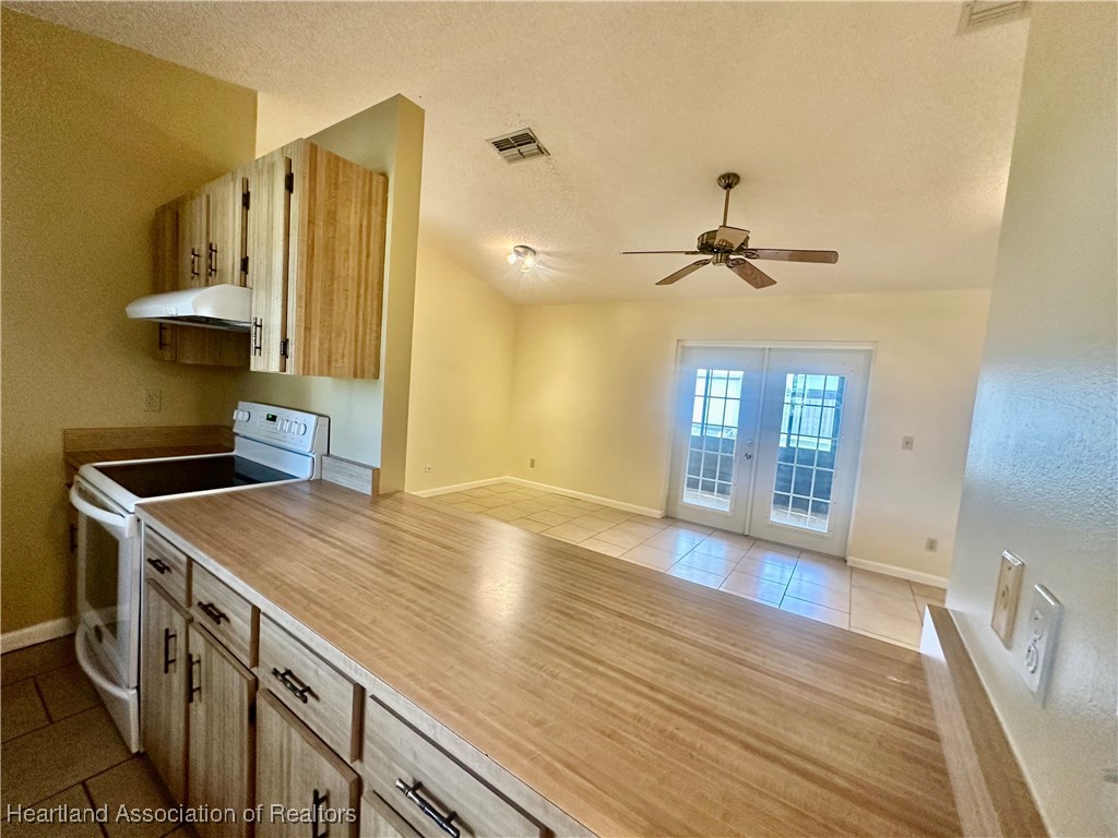 4003 Ramiro Street Sebring, FL 33872 - Photo 12 of 50 Gallery Image 12