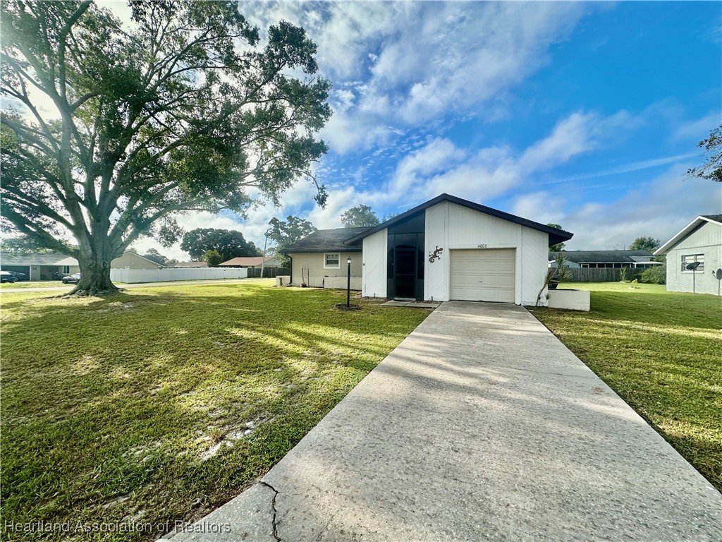 4003 Ramiro Street Sebring, FL 33872 - Photo 2 of 50 Gallery Image 2