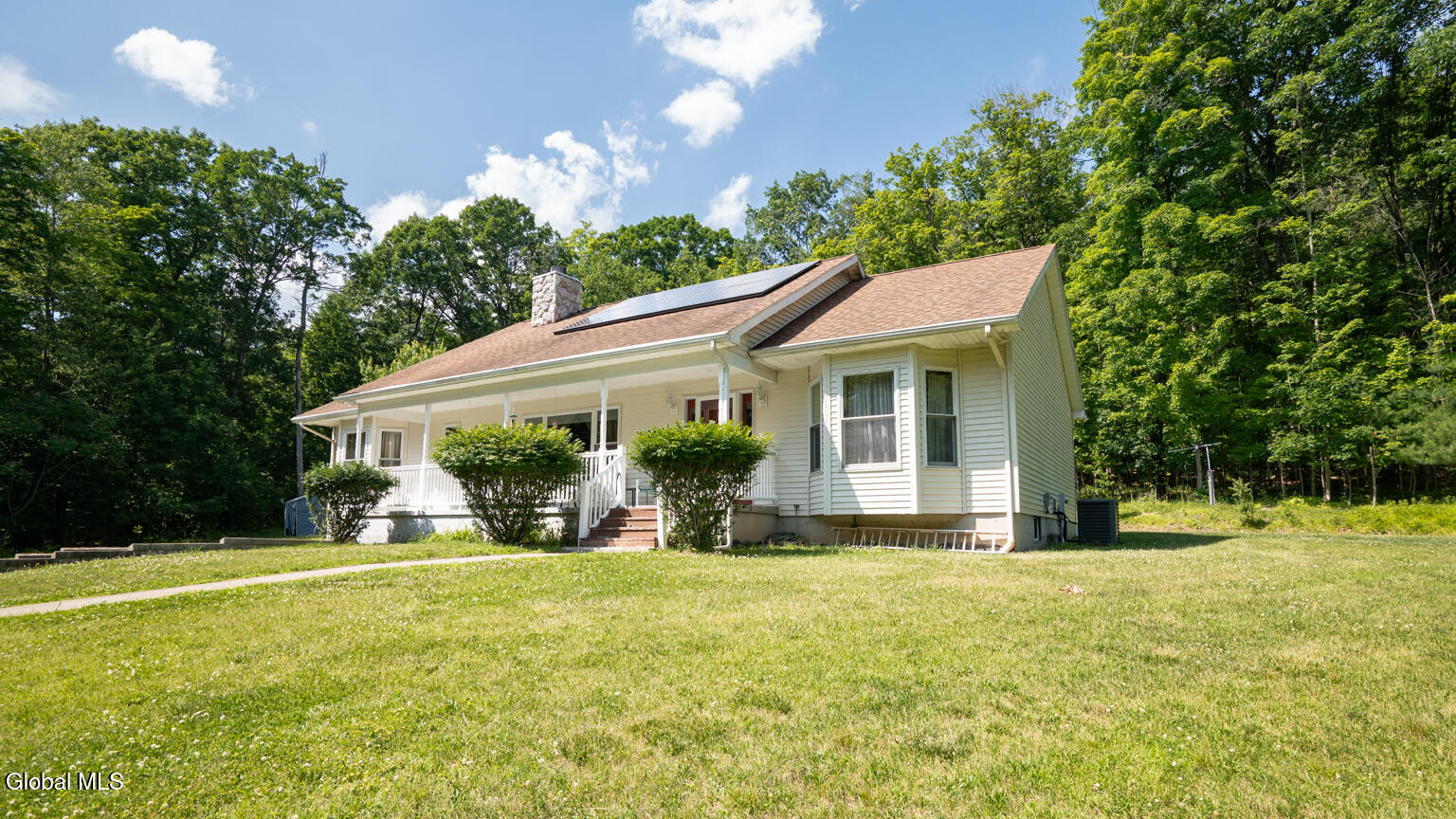 75 Boyce Road Schodack, NY 12123 - Photo 3 of 32 DSC01879