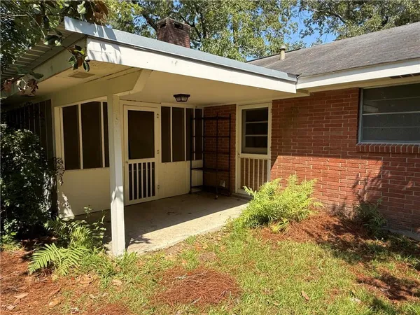 $349,000 | 199 Tchefuncte Drive, Covington, LA 70433