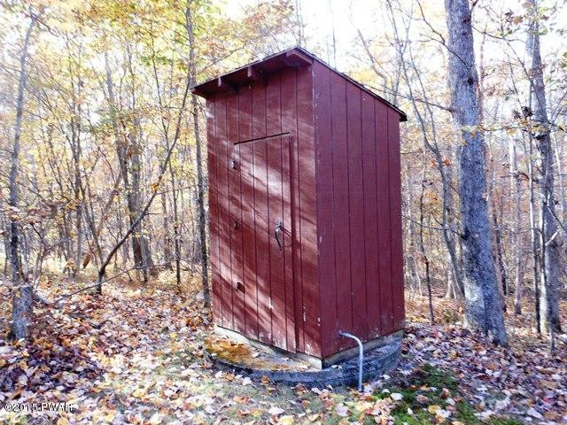 242 Pine Flats Road Dingmans Ferry, PA 18328 - Photo 3 of 13