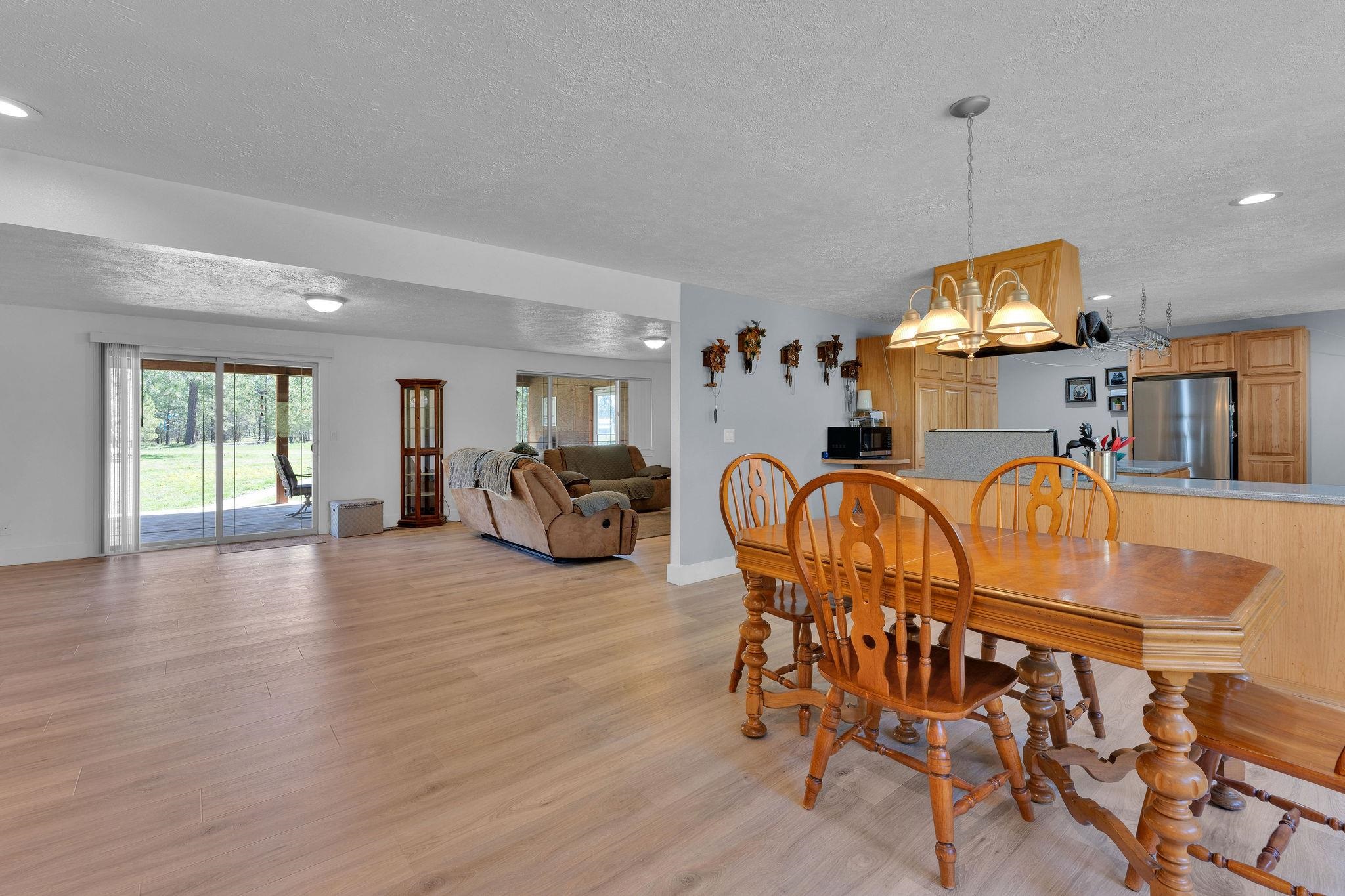 7211 South Grove Road Spokane, WA 99224 - Photo 11 of 50