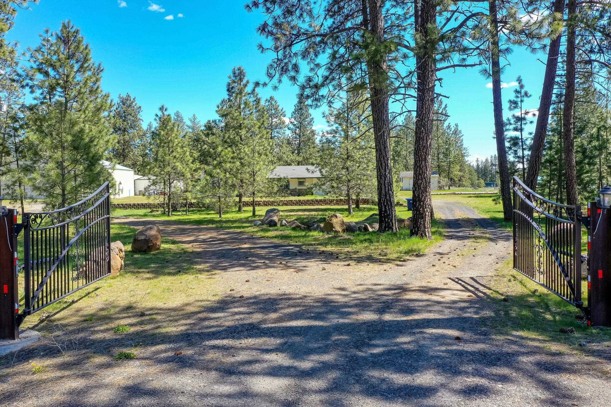 7211 South Grove Road Spokane, WA 99224 - Photo 2 of 50