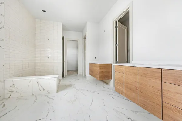 $974,900 | 57078 Meadowridge Drive, Washington, MI 48094