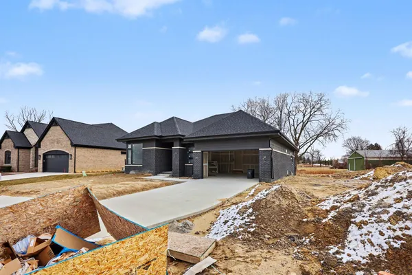 $974,900 | 57078 Meadowridge Drive, Washington, MI 48094