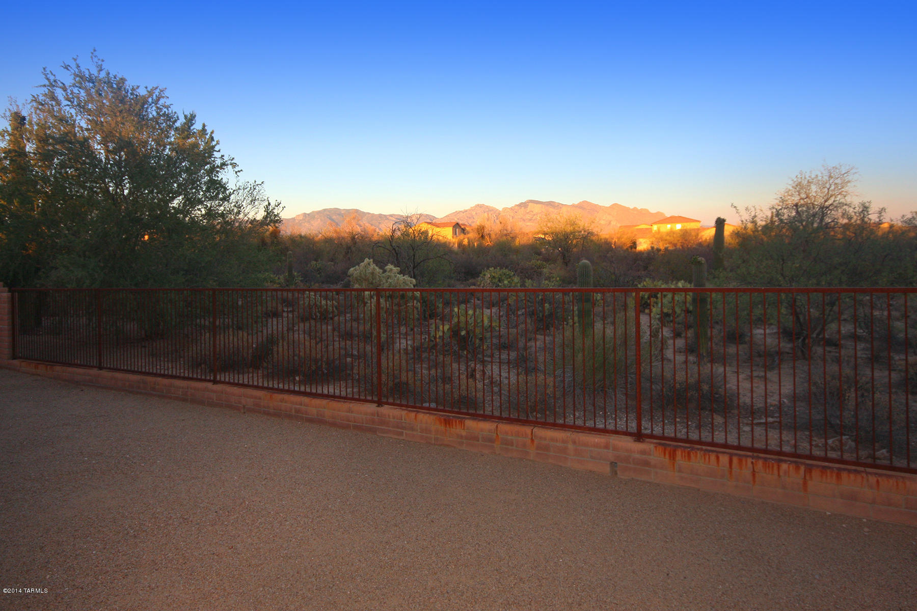 11500 North Moon Ranch Place Marana, AZ 85658 - Photo 20 of 27