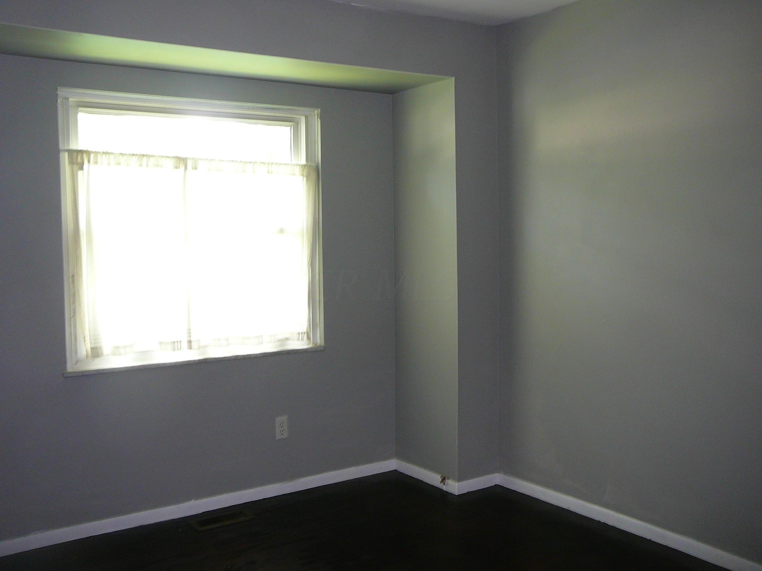 1705 Newfield Road Columbus, OH 43209 - Photo 14 of 20 Gallery Image 14