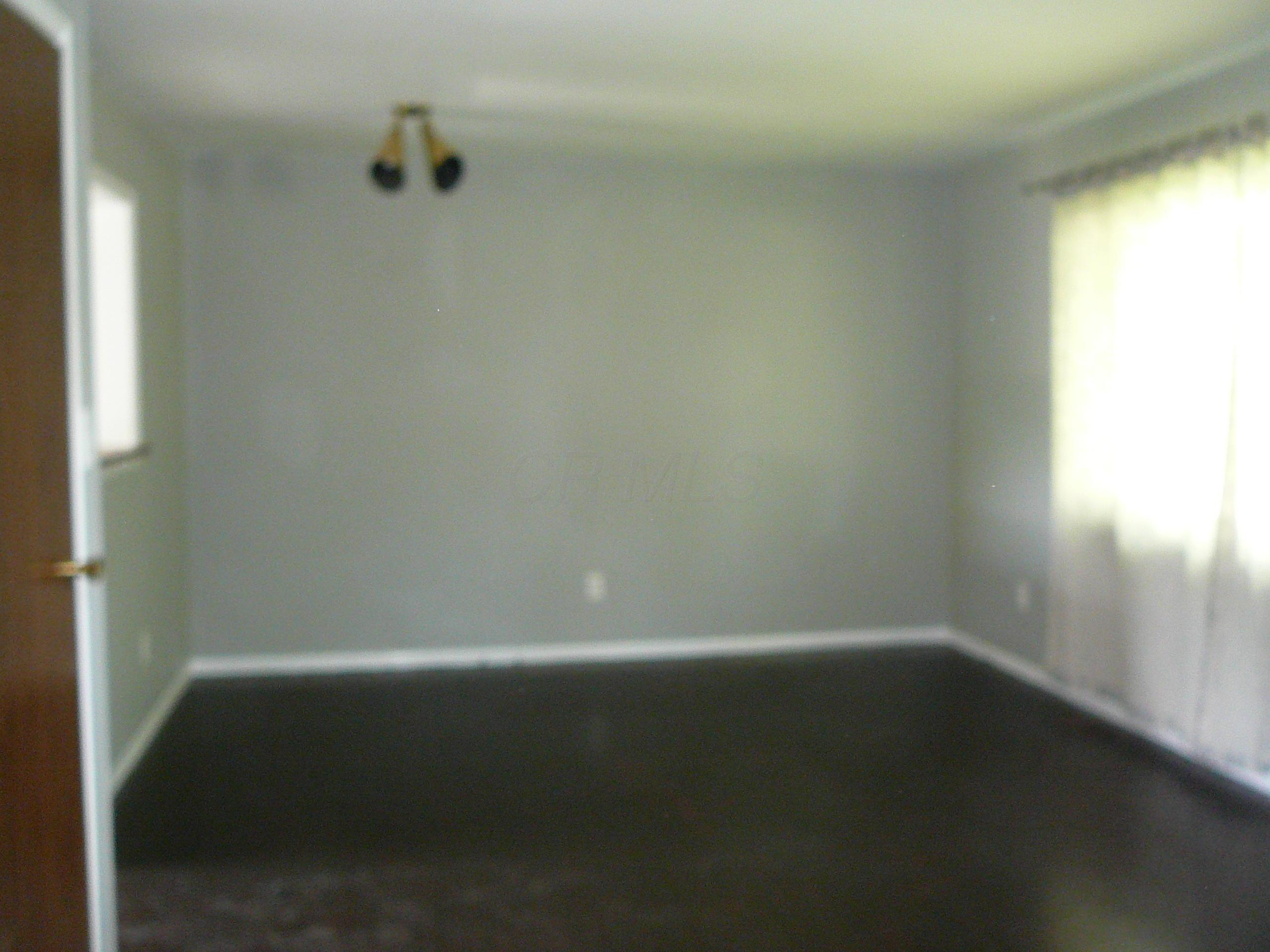 1705 Newfield Road Columbus, OH 43209 - Photo 4 of 20 Gallery Image 4