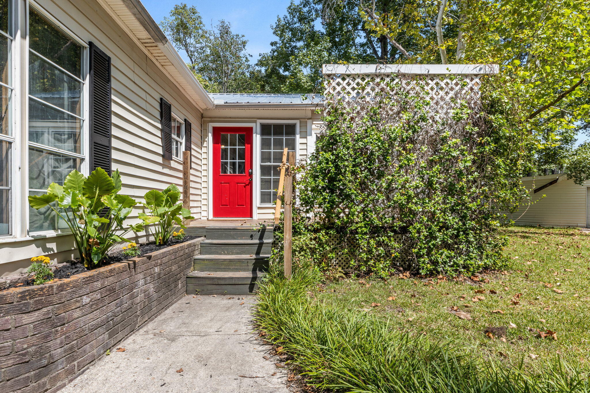534 Tillman Branch Road Summerville, SC 29486 - Photo 2 of 34 7-web-or-mls-Exterior-5