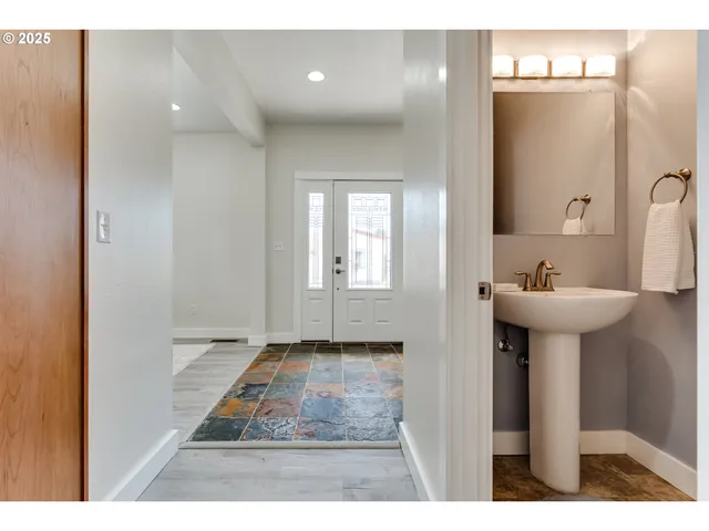 $599,900 | 1770 Brandy Way, Springfield, OR 97477