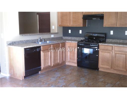 657 Port Talbot Avenue Las Vegas, NV 89178 - Photo 3 of 10 Kitchen.