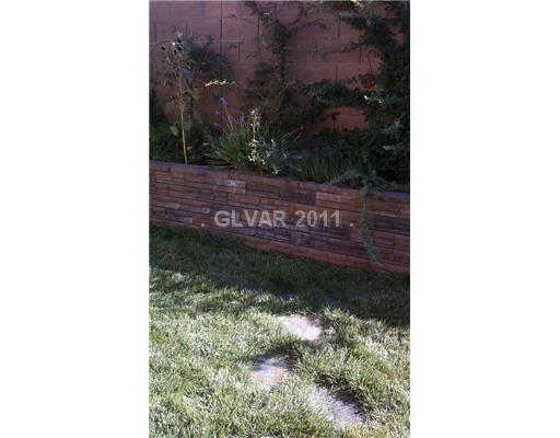 657 Port Talbot Avenue Las Vegas, NV 89178 - Photo 6 of 10 Yard/Garden.