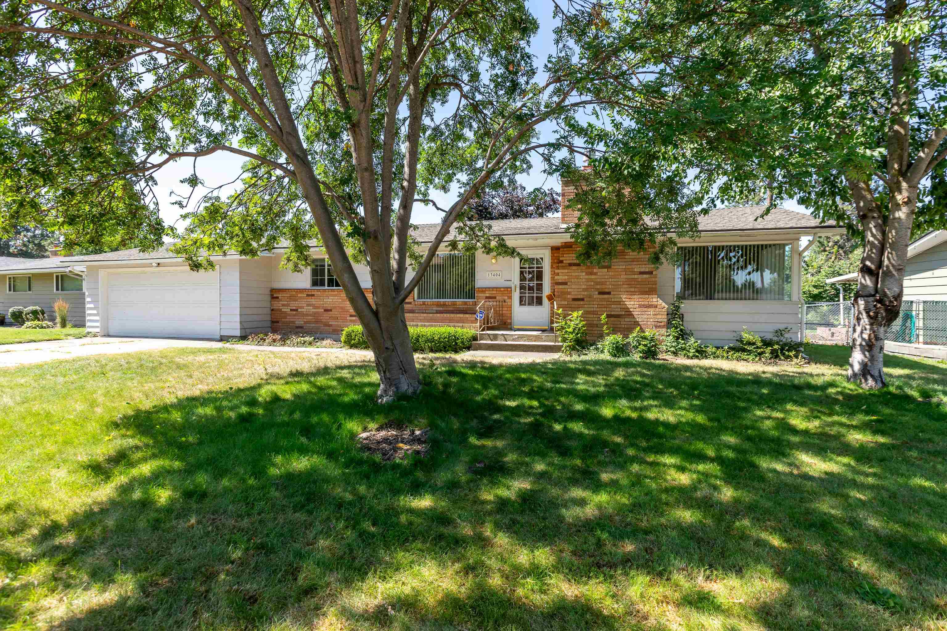 13404 East Saltese Road Spokane Valley, WA 99216 - Photo 3 of 44