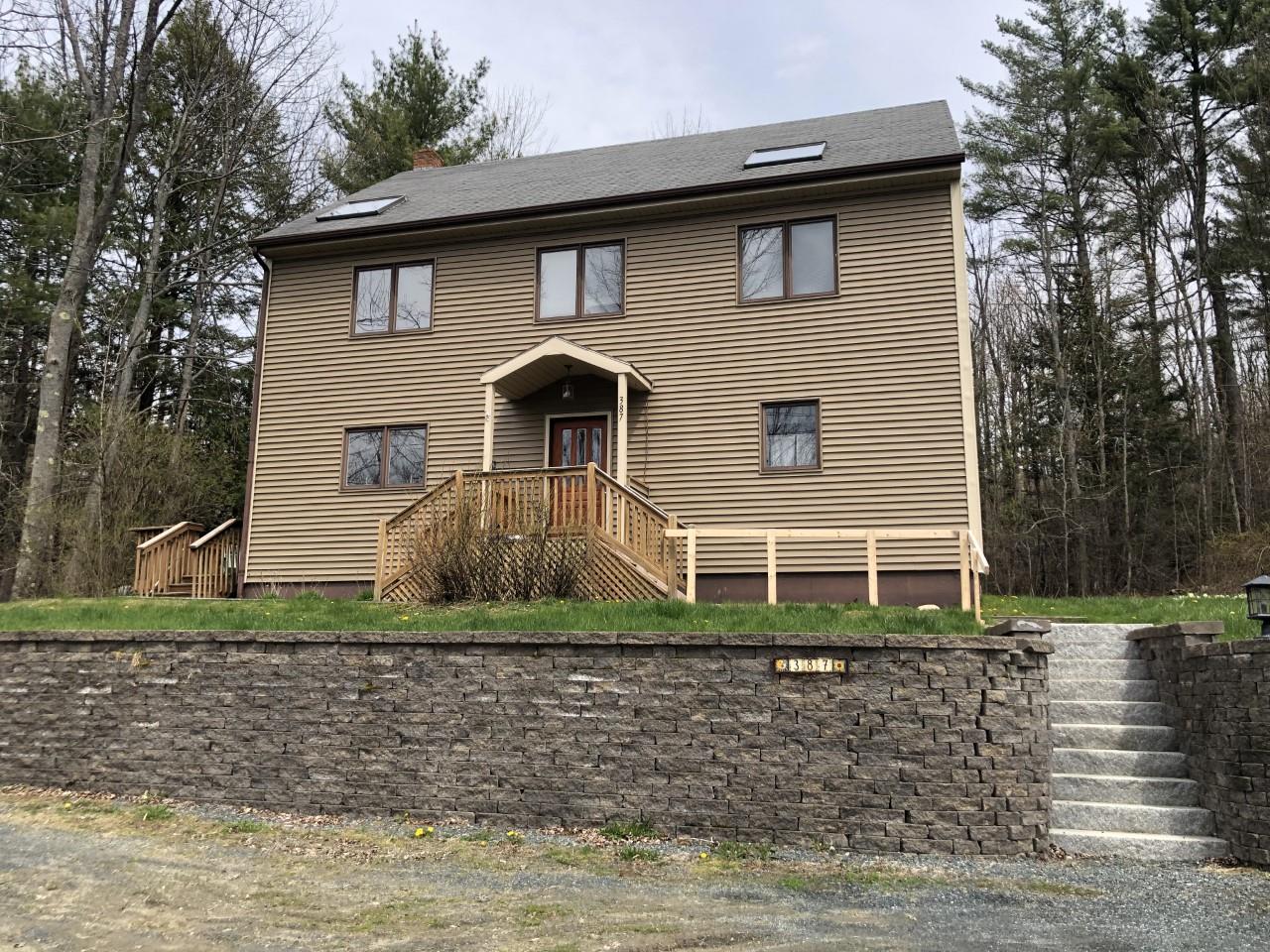 387 Meriden Road Lebanon, NH 03766 - Photo 1 of 16