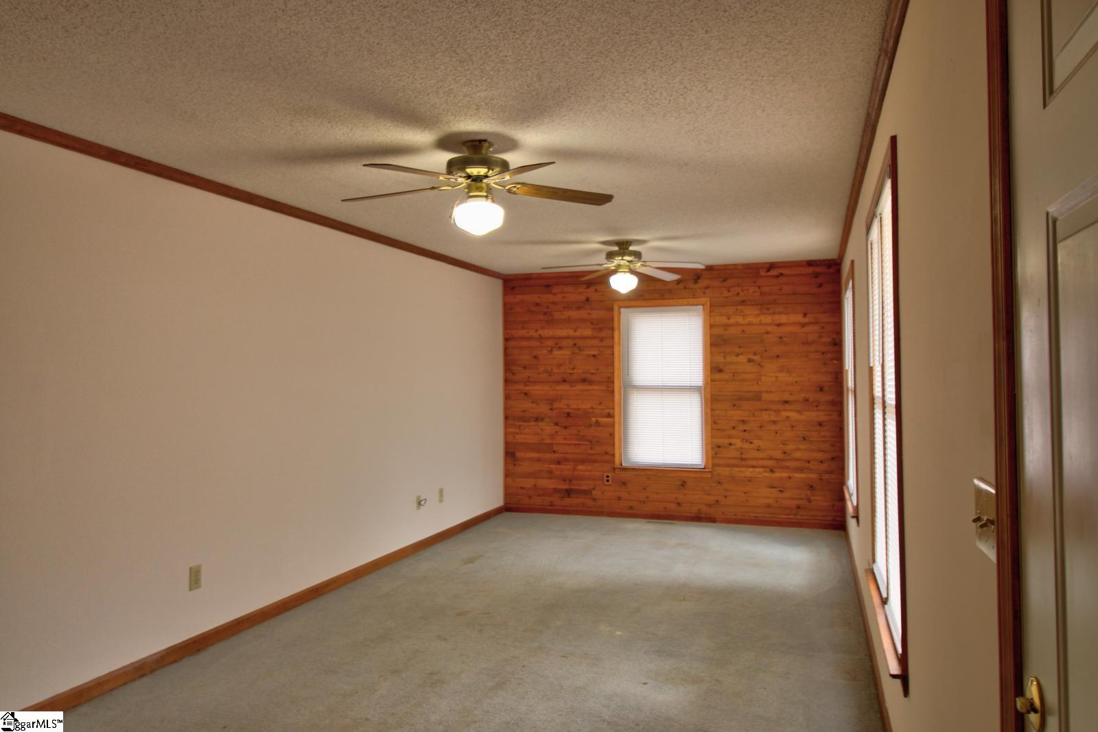 803 Quillen Avenue Fountain Inn, SC 29644 - Photo 4 of 8 Gallery Image 4