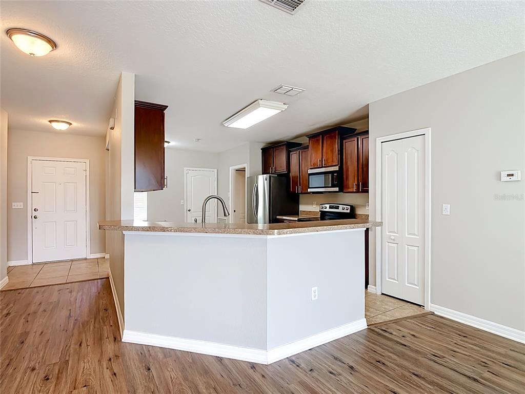 1562 Tamarind Road Davenport, FL 33896 - Photo 5 of 22