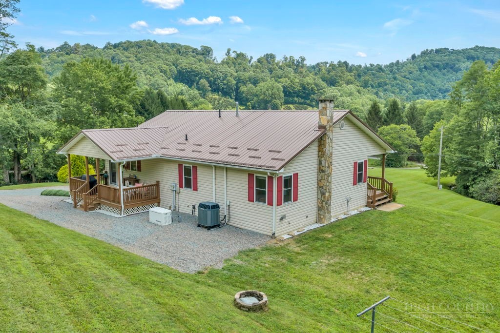 193 Roby Cornett Road Vilas, NC 28692 - Photo 29 of 47 Gallery Image 29