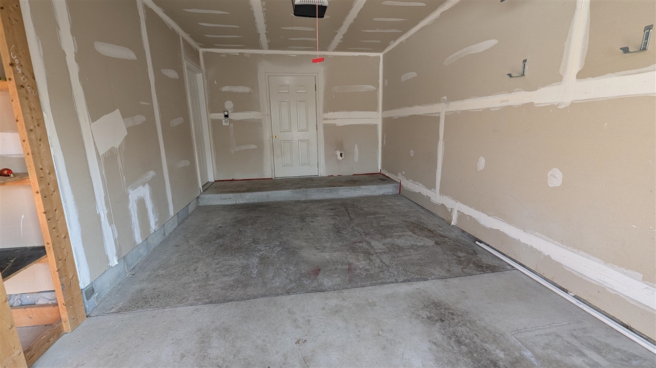 1882 Flagstone Circle, Unit BLDG: 8 Rochester, MI 48307 - Photo 47 of 52