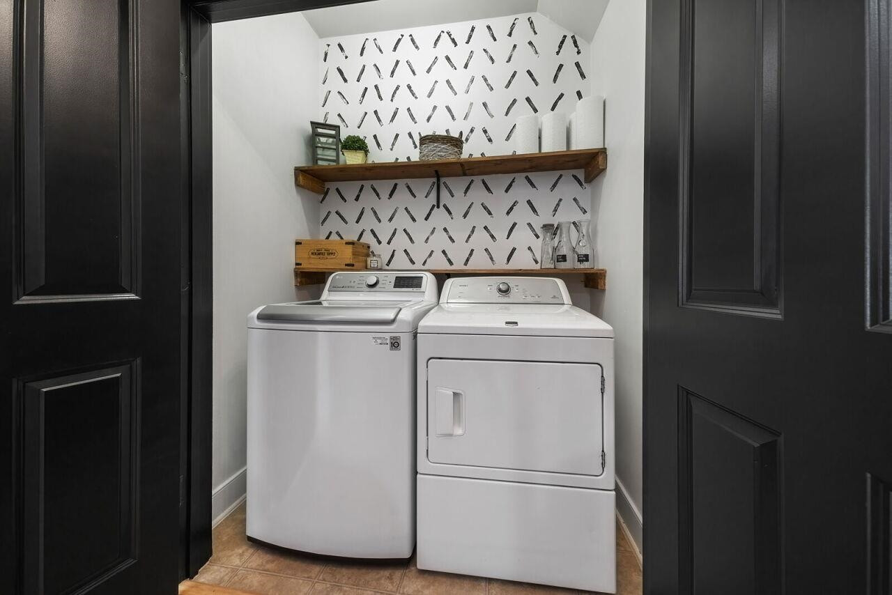 4417 All Points View Way Raleigh, NC 27614 - Photo 29 of 34 a utility room with dryer and washer