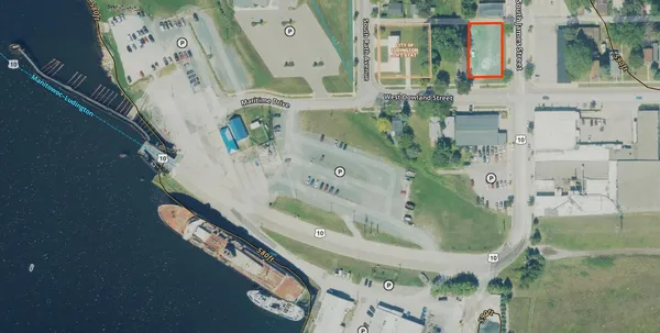 $389,900 | 102 East Dowland Street, Ludington, MI 49431