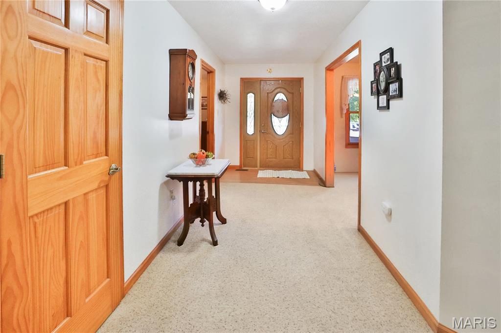 13844 Rock Road Gillespie, IL 62033 - Photo 17 of 47