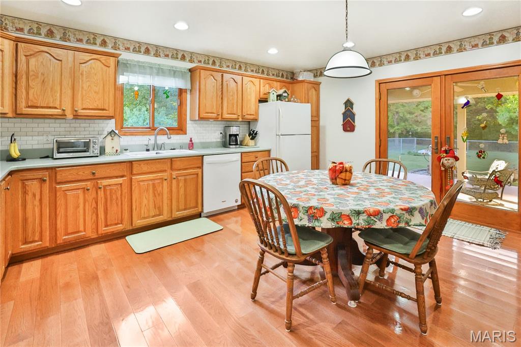 13844 Rock Road Gillespie, IL 62033 - Photo 21 of 47