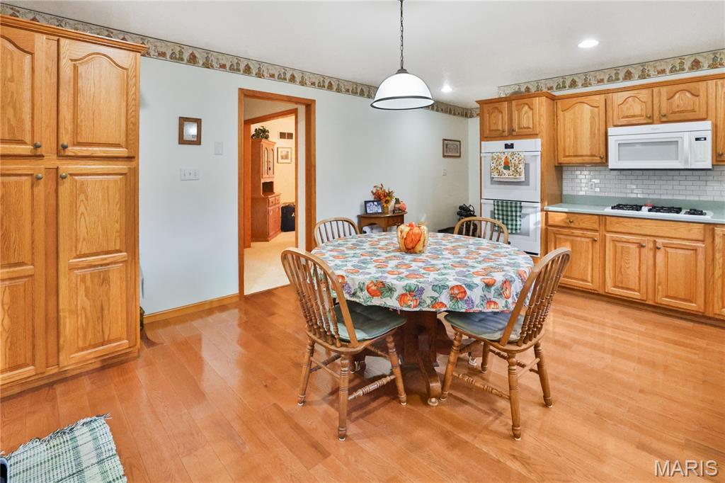 13844 Rock Road Gillespie, IL 62033 - Photo 23 of 47