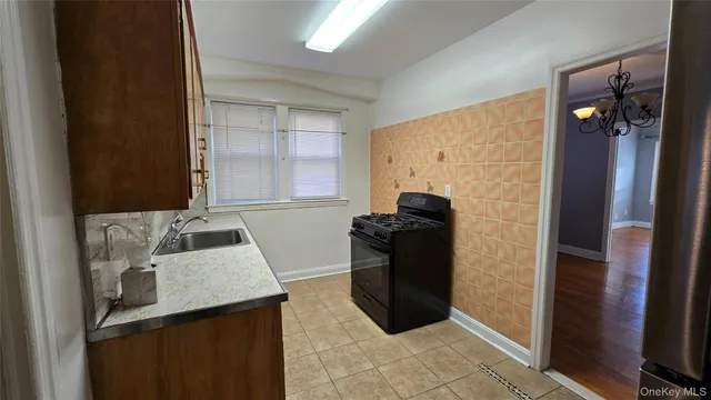 $2,650 | 68-09 Alderton Street, Unit 1 | Forest Hills