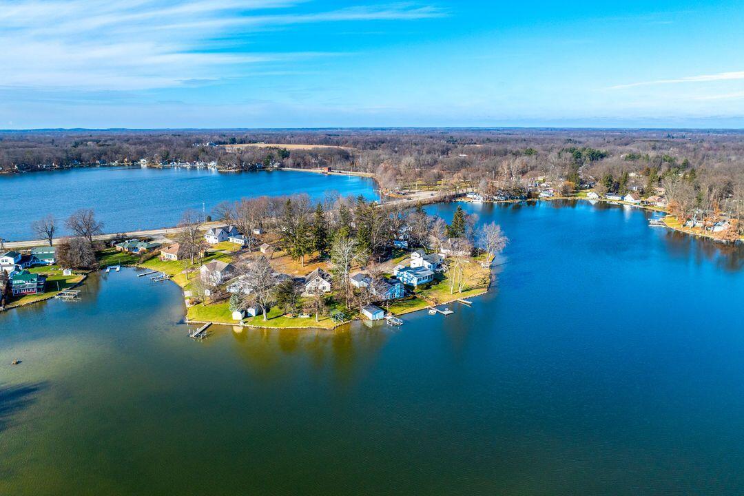 51479 Summit Street Paw Paw, MI 49079 - Photo 44 of 45 a0FPl000000VyJFMA0