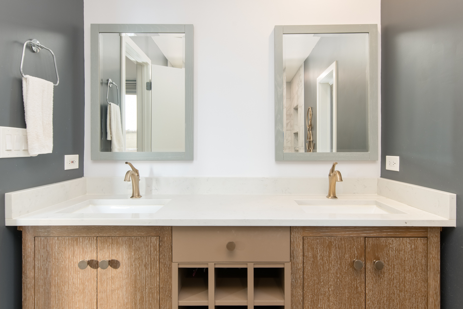 1409 West Huron Street, Unit 3 Chicago, IL 60642 - Photo 21 of 42 a bathroom with double sink and two mirror
