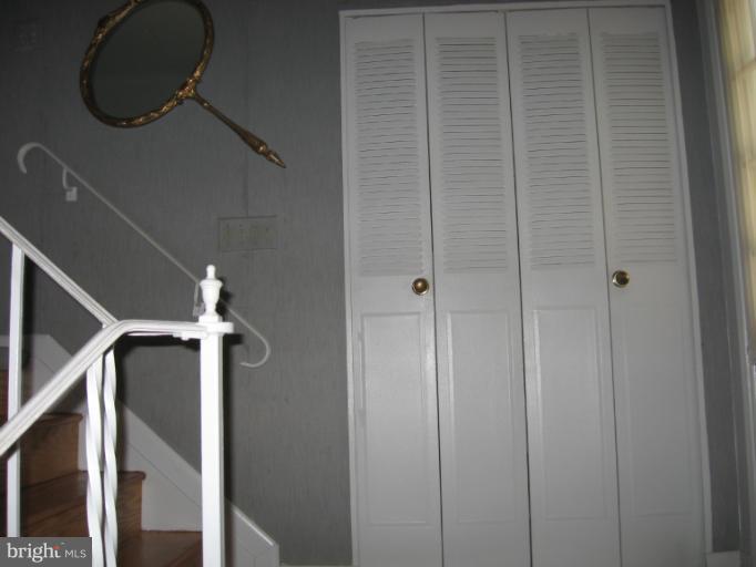 2711 Summerson Road Baltimore, MD 21209 - Photo 3 of 23 Interior (General)