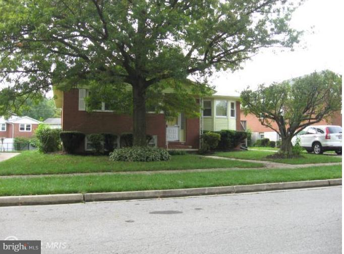 2711 Summerson Road Baltimore, MD 21209 - Photo 7 of 23 Exterior (General)