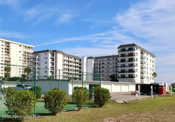 $3,500 | 650 North Atlantic Avenue, Unit 103, Cocoa Beach, FL 32931