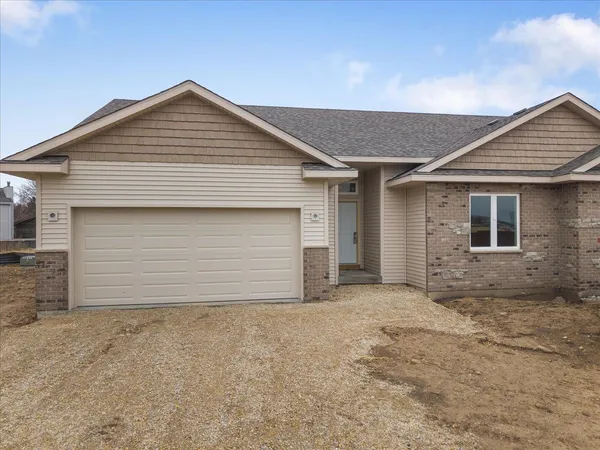 $349,900 | 309 East Pershing Road, Stillman Valley, IL 61084