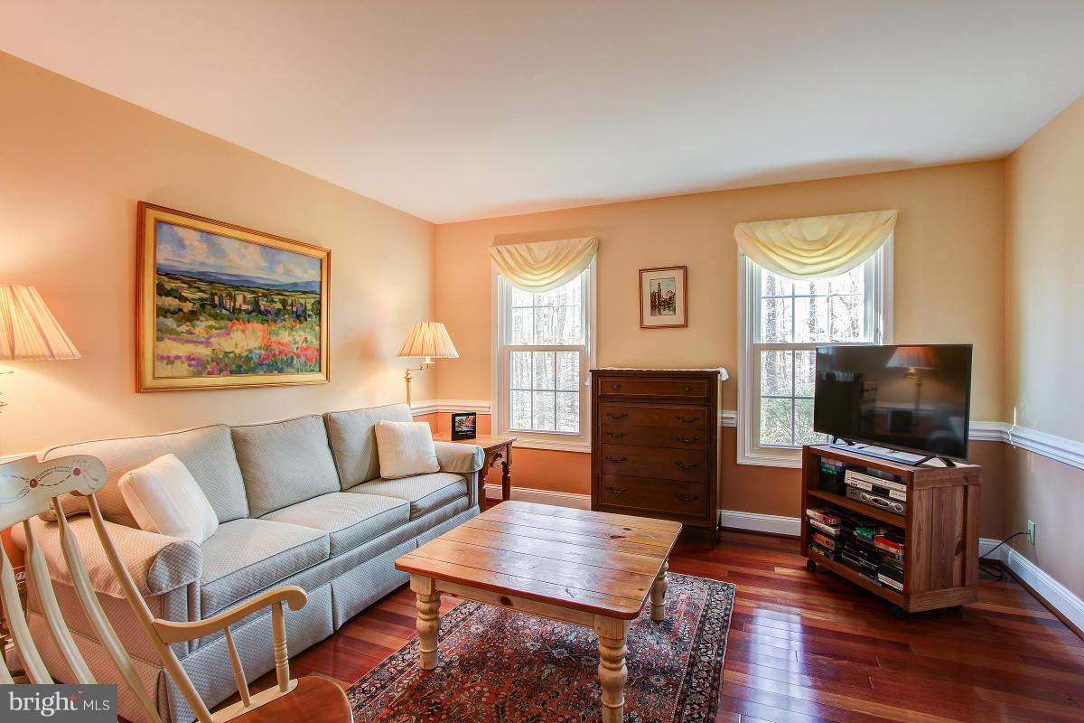 10901 Wilder Point Lane Reston, VA 20191 - Photo 3 of 30 Main Level Study has many flexible uses!