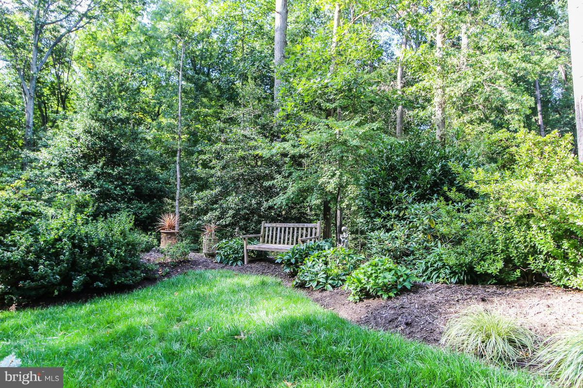 10901 Wilder Point Lane Reston, VA 20191 - Photo 27 of 30 All sides of this lot professionally landscaped