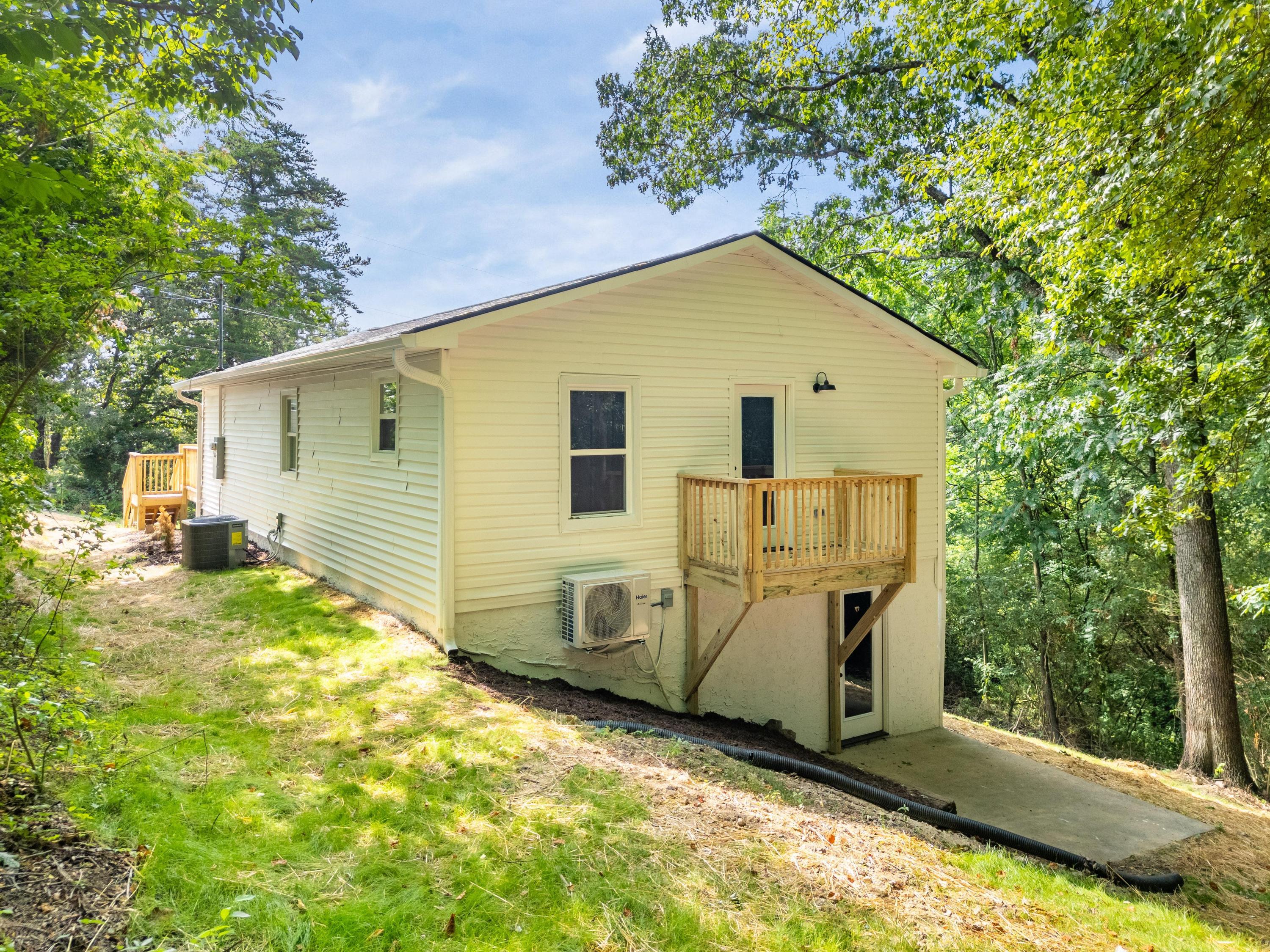 39 Robin Circle Rossville, GA 30741 - Photo 5 of 37 2024_07_July_39_Robin_Circle_0004