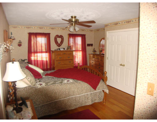 30 Piasta Road Dudley, MA 01571 - Photo 12 of 21